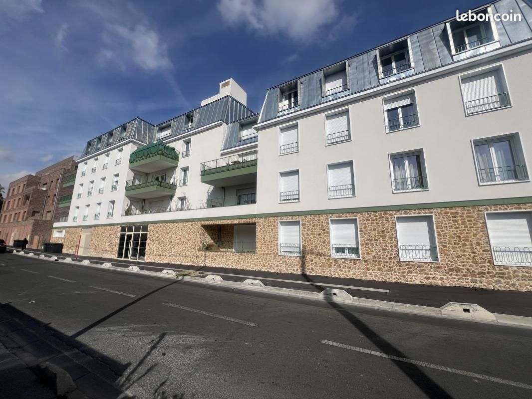 Appartement 1 pièce 32 m² · à Aulnay-sous-Bois · 32 m² · 820 €/mois