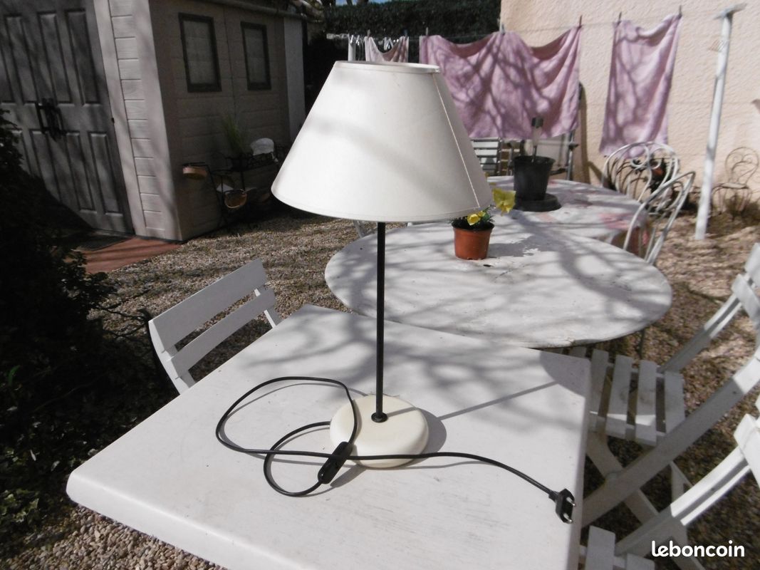 Lampe de chevet ou d'appoint (image 2)