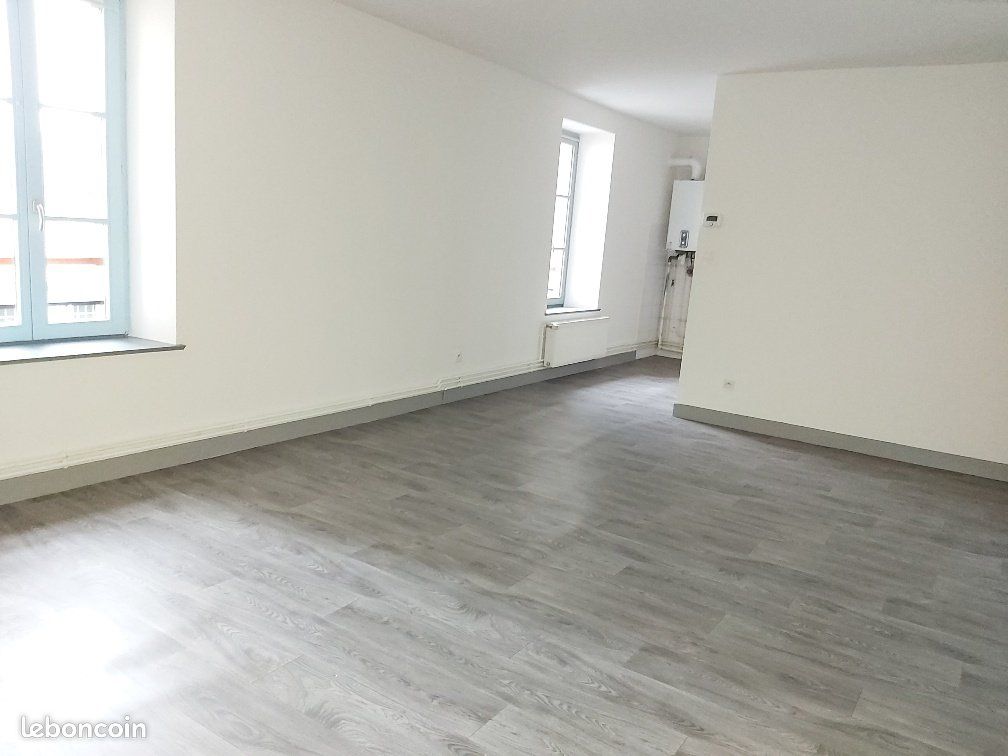 Maison 3 pièces 104 m² · à Salmagne · 104 m² · 667 €