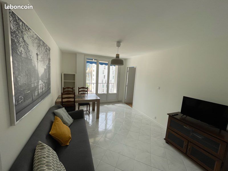 Appartement 4 pièces 68 m² · à Grenoble · 68 m² · 1 200 €