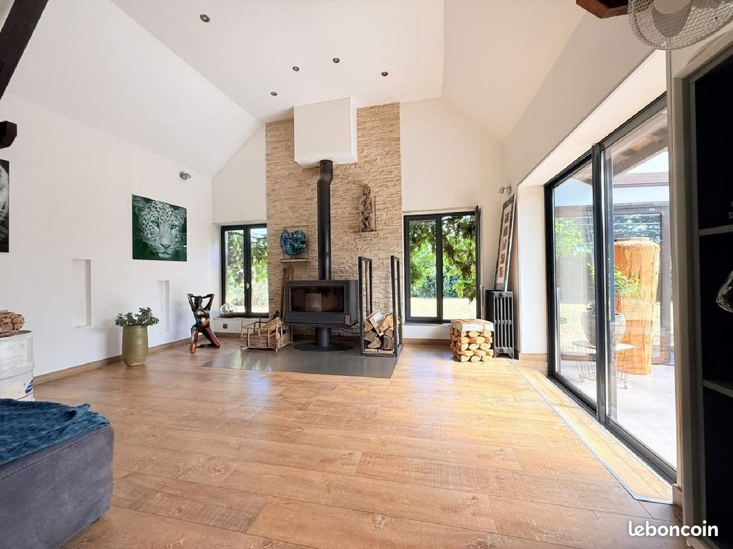 Maison 10 pièces 150 m² · à Vieux-Berquin · 150 m² · 374 400 €