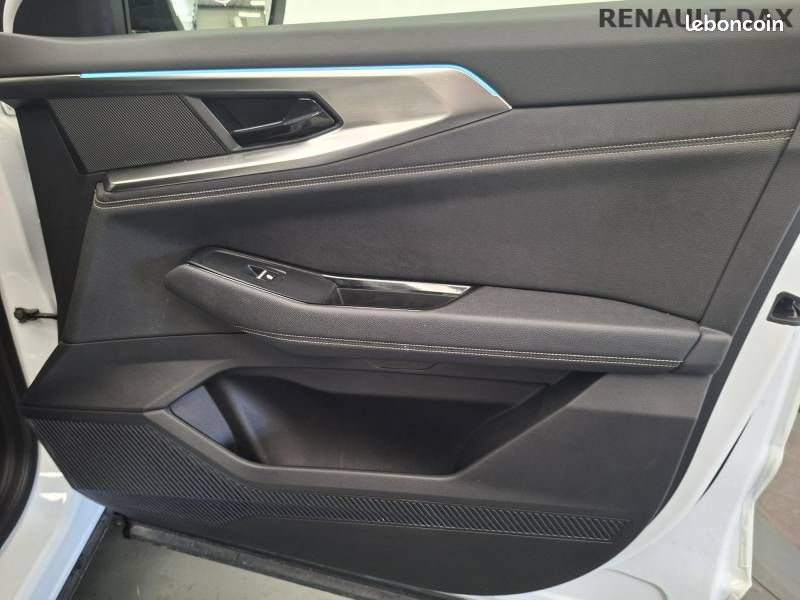 Renault Austral E-Tech hybrid 200 Techno (image 21)