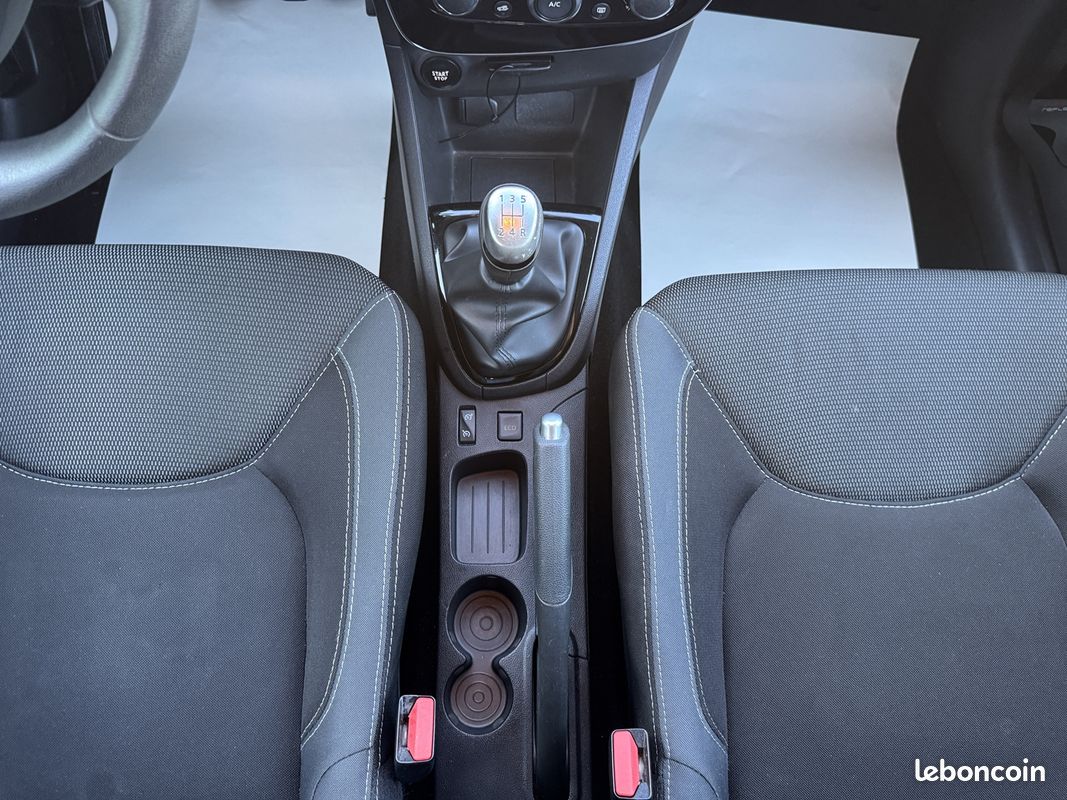 Renault CLIO IV 1.5 DCI 75CV ENERGY BUSINESS (image 19)