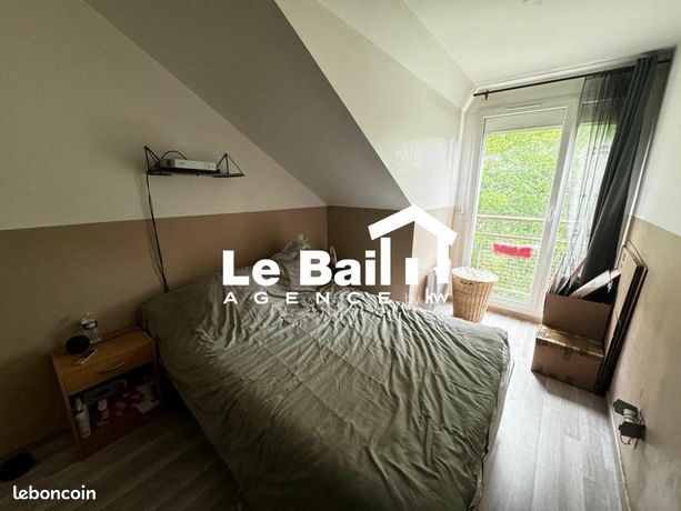 https://img.leboncoin.fr/api/v1/lbcpb1/images/55/ad/d2/55add257ea3fa5991c1c395137a151e17d2b4820.jpg?rule=ad-image