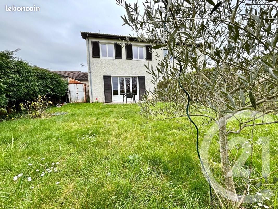 Maison 5 pièces 85 m² · à Claye-Souilly · 85 m² · 302 000 €