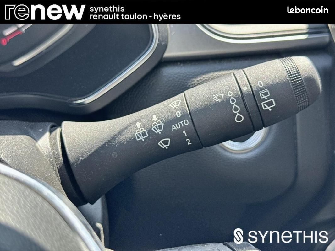 Renault Captur E-Tech 145 - 21 Intens (image 22)