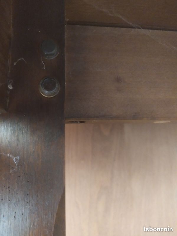 Table (image 2)