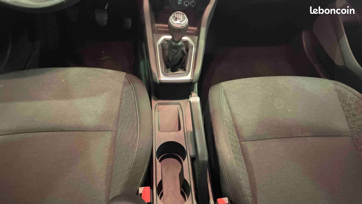 RENAULT Clio Blue dCi 85 Business (image 28)