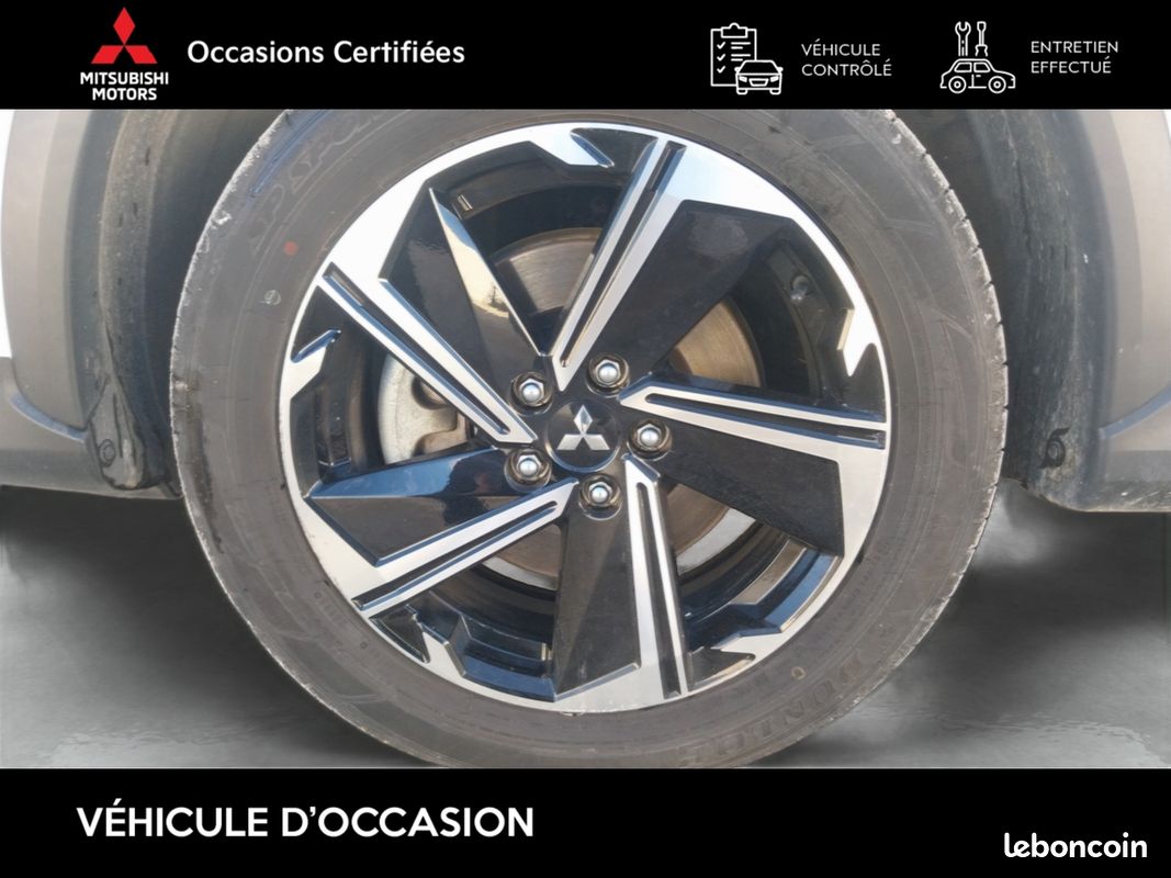 MITSUBISHI Eclipse Cross 2.4 MIVEC PHEV Twin Motor 4WD Invite (image 14)