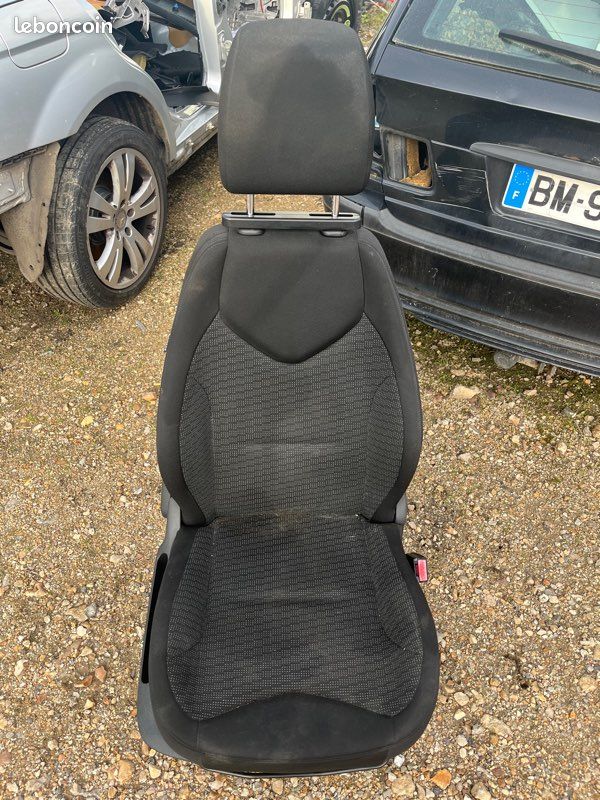 Siège Passager Avant Droit Pour Peugeot 308 I (2007-2011) – Cuir Noir, état Correct