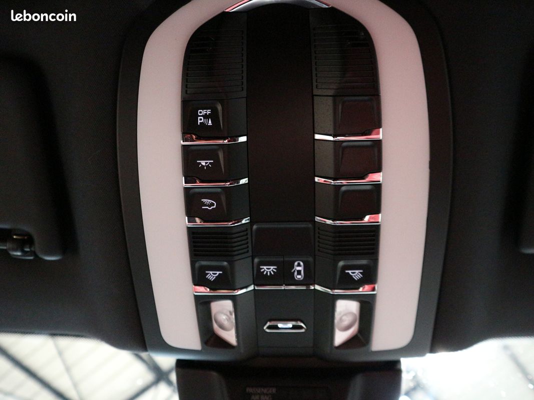 Porsche MACAN III 3 2.9 V6 440CH GTS PDK (image 31)