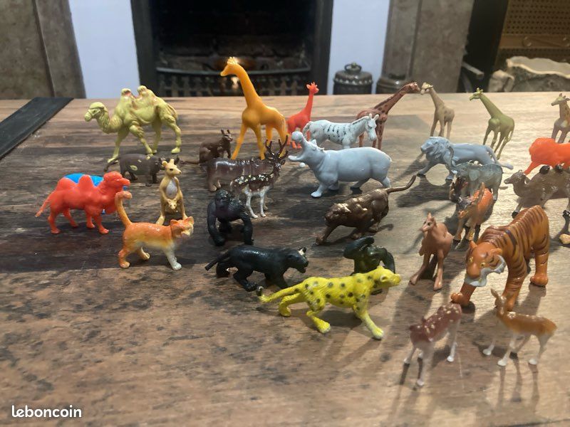 đ
Lot de plus dâune trentaine dâanimaux - Jouets et figurines đŠ (image 2)