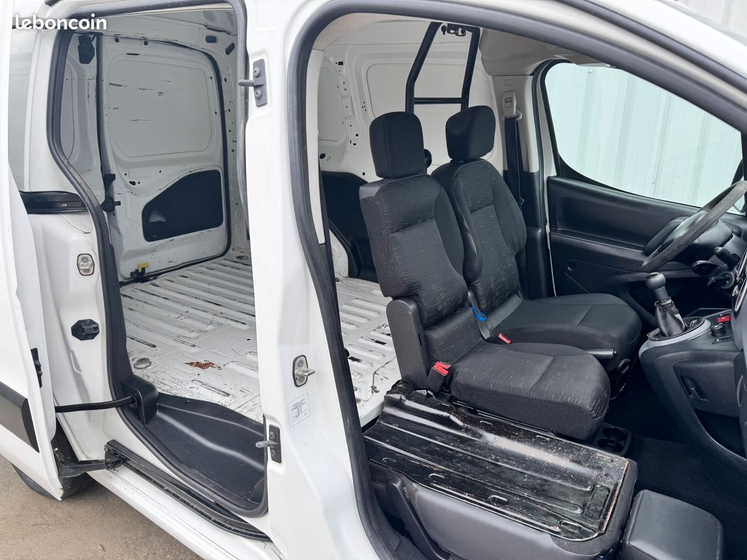 CITROEN BERLINGO II BUSINESS 1.6 HDI 90cv 3 PLACES avec PORTE LATÉRALE DROITE COULISSANTE (image 8)