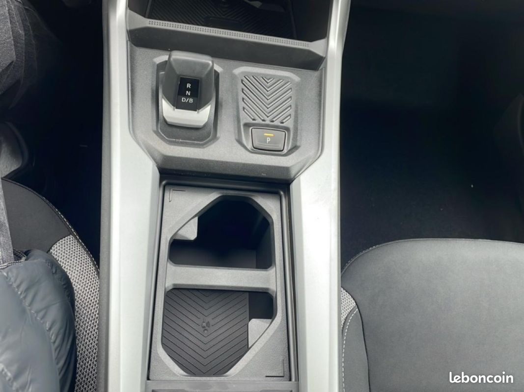 DACIA BIGSTER 1.8 hybrid 155 journey (image 22)