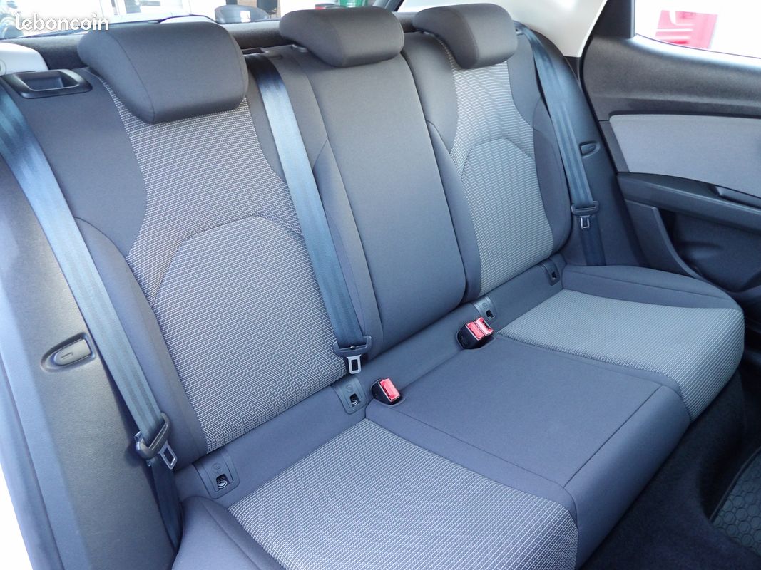 Seat LEON 1.6 TDI 115CH STYLE BUSINESS EURO6D-T (image 9)