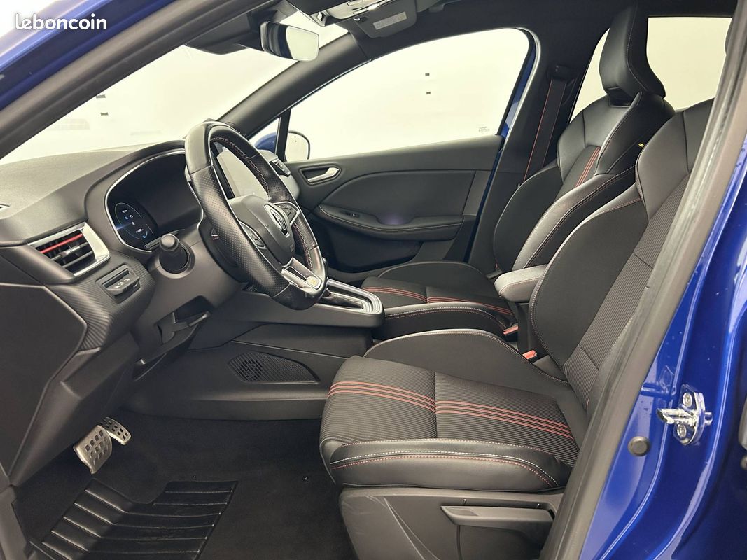 RENAULT Clio E-Tech 140 - 21N R.S. Line (image 9)