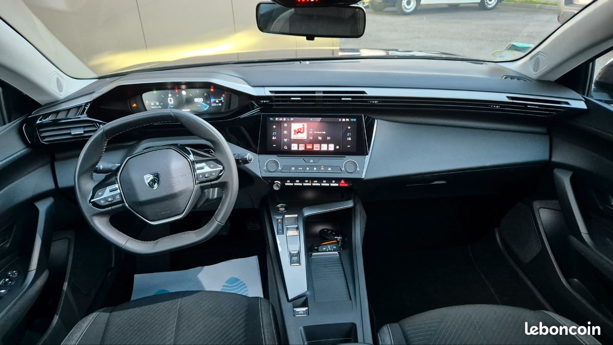 Peugeot 308 III 1.5 BlueHDI 130cv EAT8 ACTIVE PACK (image 3)