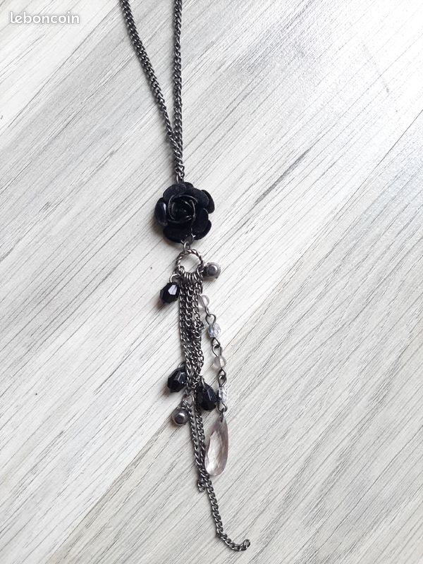 Collier femme rose noire (image 2)