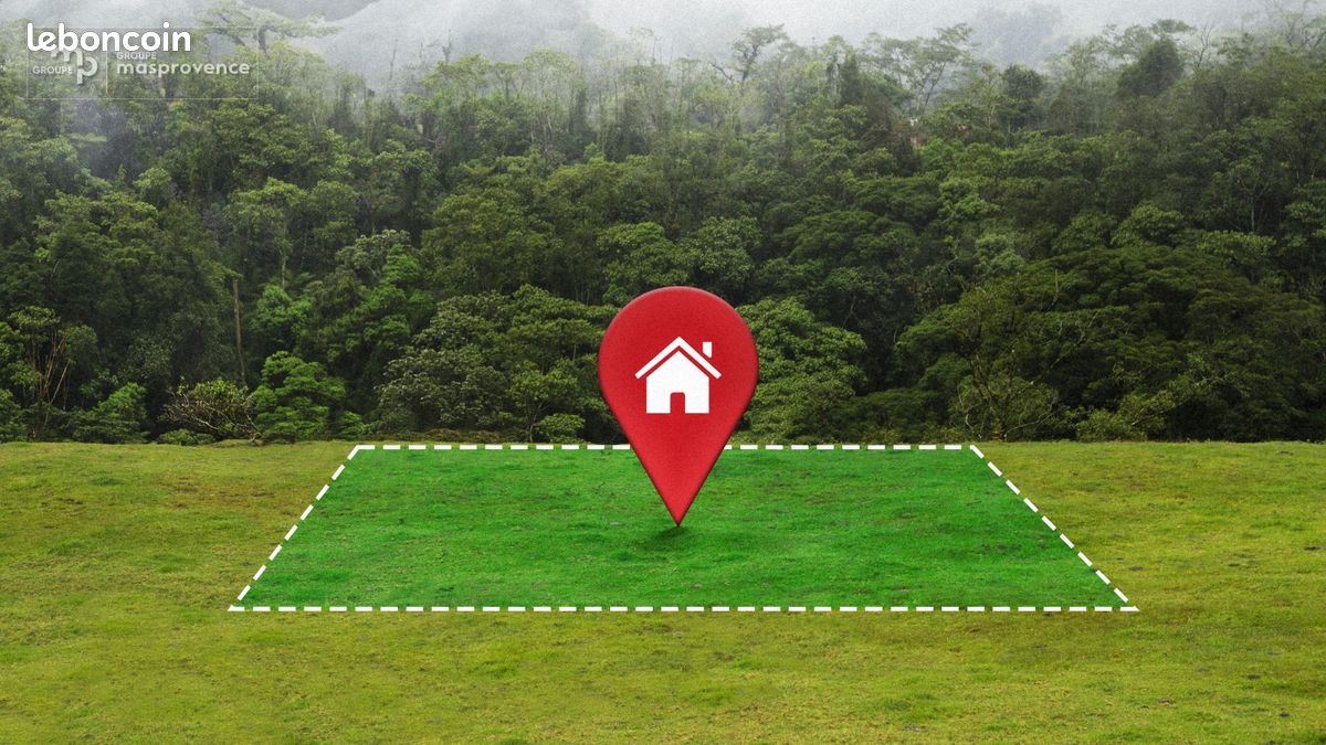 Terrain 1035 m² · à Maubec · 219 000 €