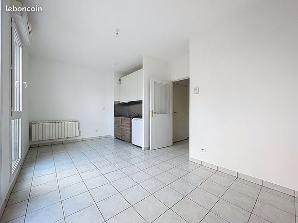 Studio 1 pièce 25 m²