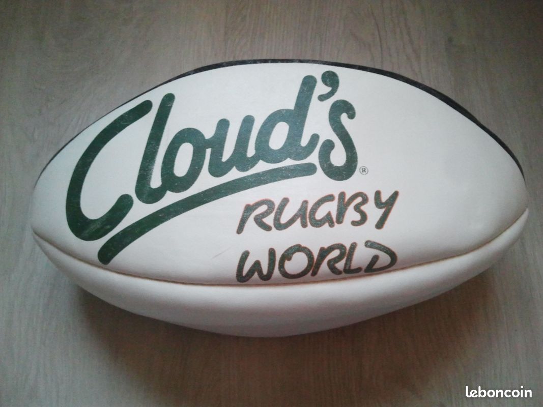 Ballon de rugby (image 1)