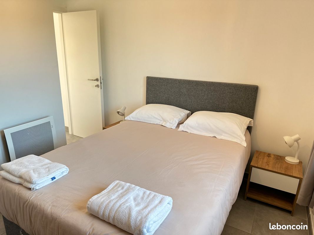 T2 proche de St Cyprien (image 8)