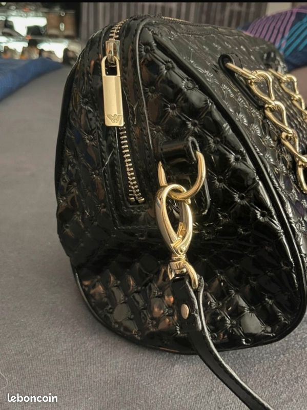 Sac Armani (image 1)