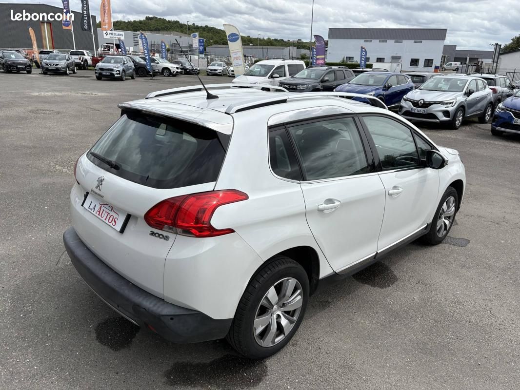 Peugeot 2008 1.2 PureTech 110ch Féline Titane S&S (image 3)