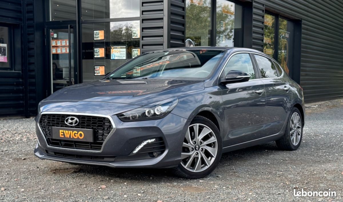 HYUNDAI I30 FASTBACK 1.4 T-GDI 140Ch CREATIVE - SUIVI CONSTRUCTEUR - ATTELAGE - CARPLAY (image 1)