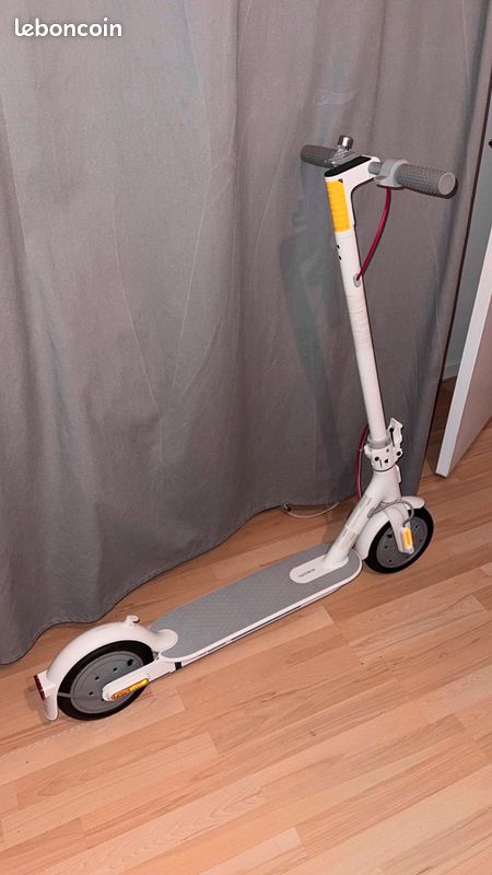Trottinette Électrique Xiaomi (image 1)
