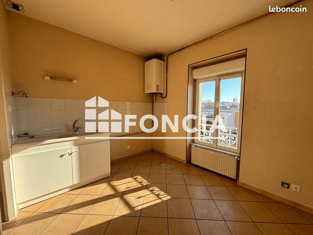 Appartement a louer tassin-la-demi-lune - 4 pièce(s) - 76 m2 - Surfyn
