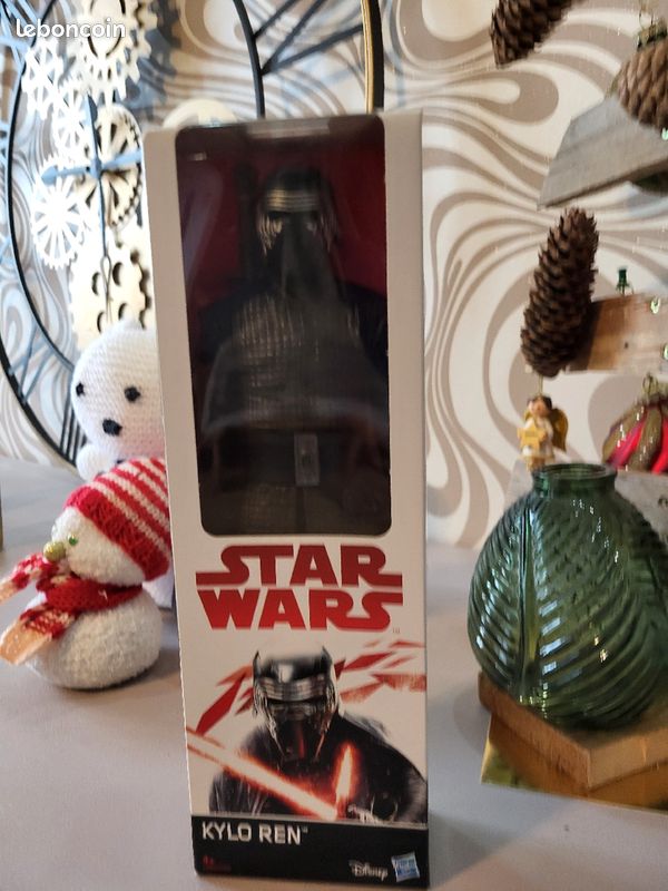 NEUF: Figurine KYLO REN 30 cm (Hasbro) (image 1)