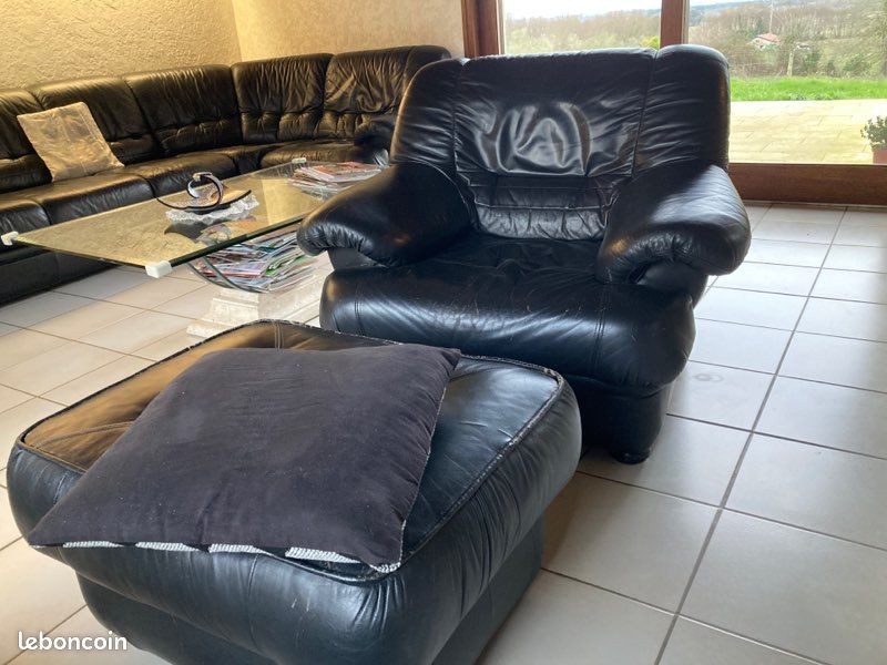 Canapé et fauteuil (image 2)