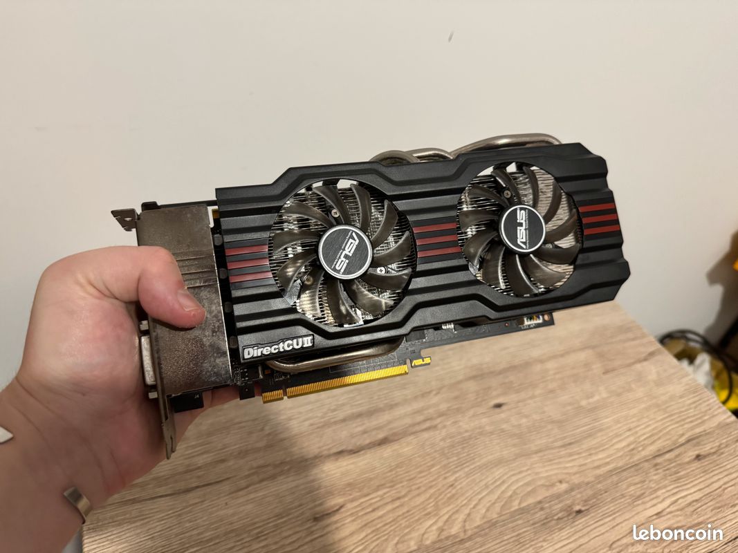 Directcu Ii 660 Ti Carte Graphique Asus GTX 660 Ti DirectCU II