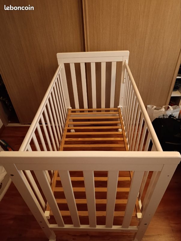 Lit à barreaux bébé (image 3)