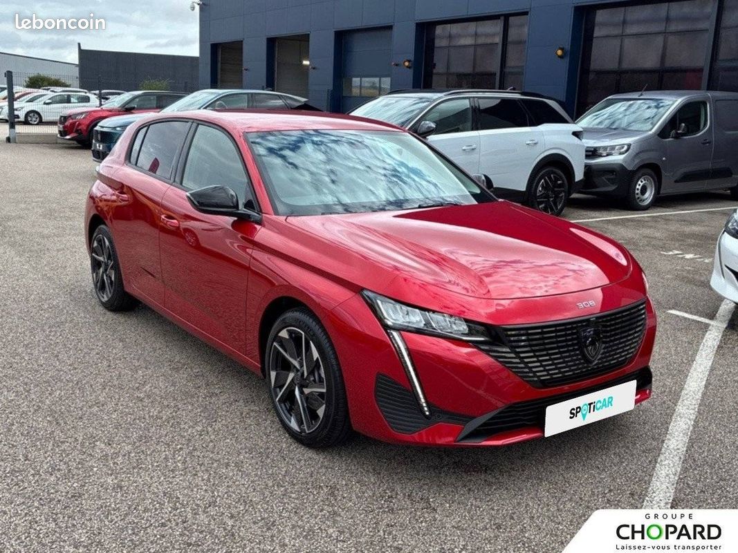 PEUGEOT 308 Hybrid 145 e-DCS6 Allure (image 30)
