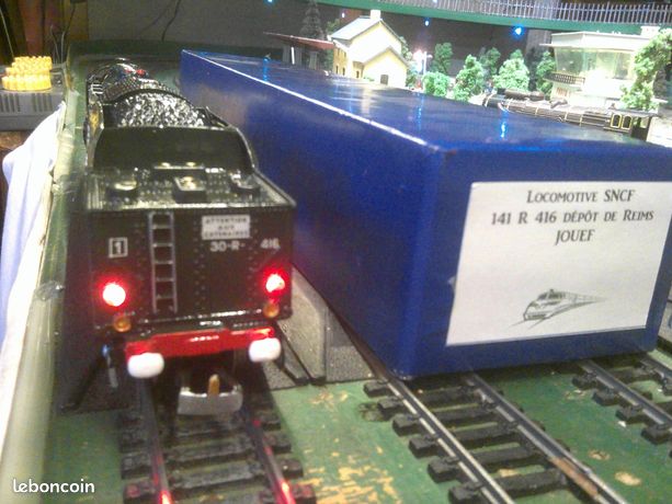 1 Locomotive 141 R 416 dépôt de Reims.- SNCF