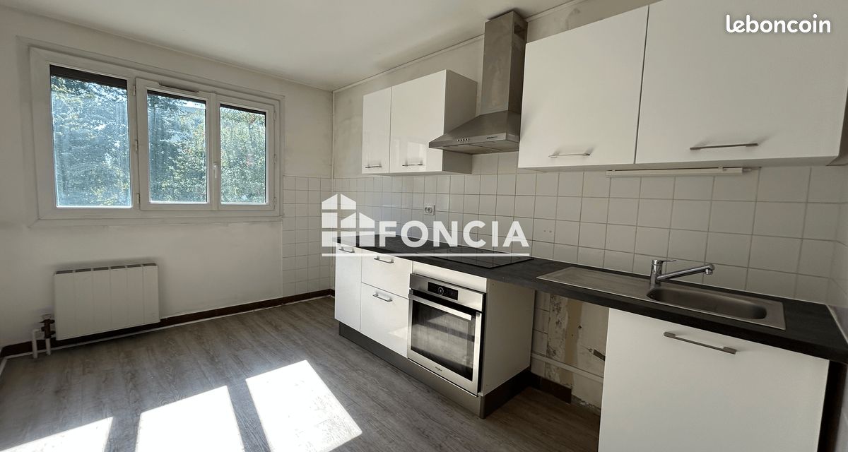 Appartement 3 pièces 78 m² · à Saint-Martin-d'Hères · 78 m² · 750 €/mois