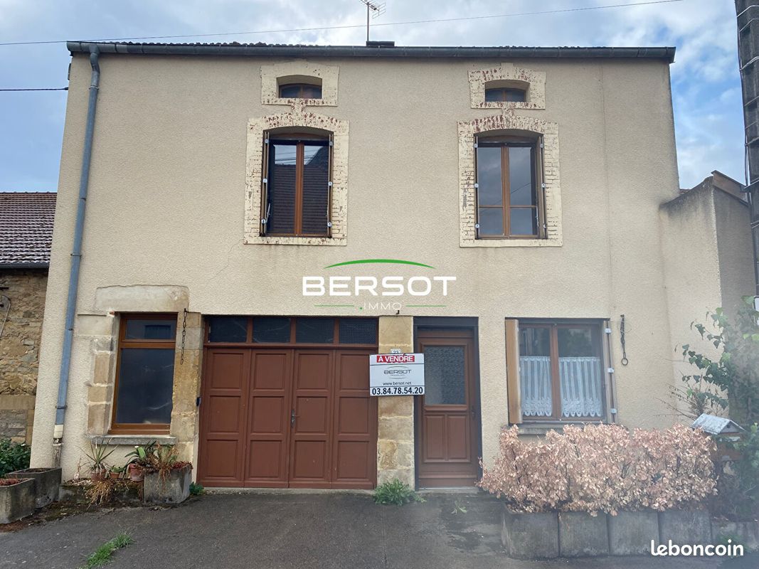 Maison 4 pièces 123 m² · à Jussey · 123 m² · 36 000 €