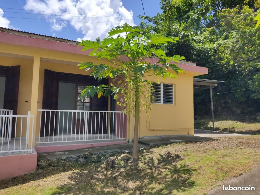 Maison 4 pièces 66 m² · à Morne-À-l'Eau · 66 m² · 880 €
