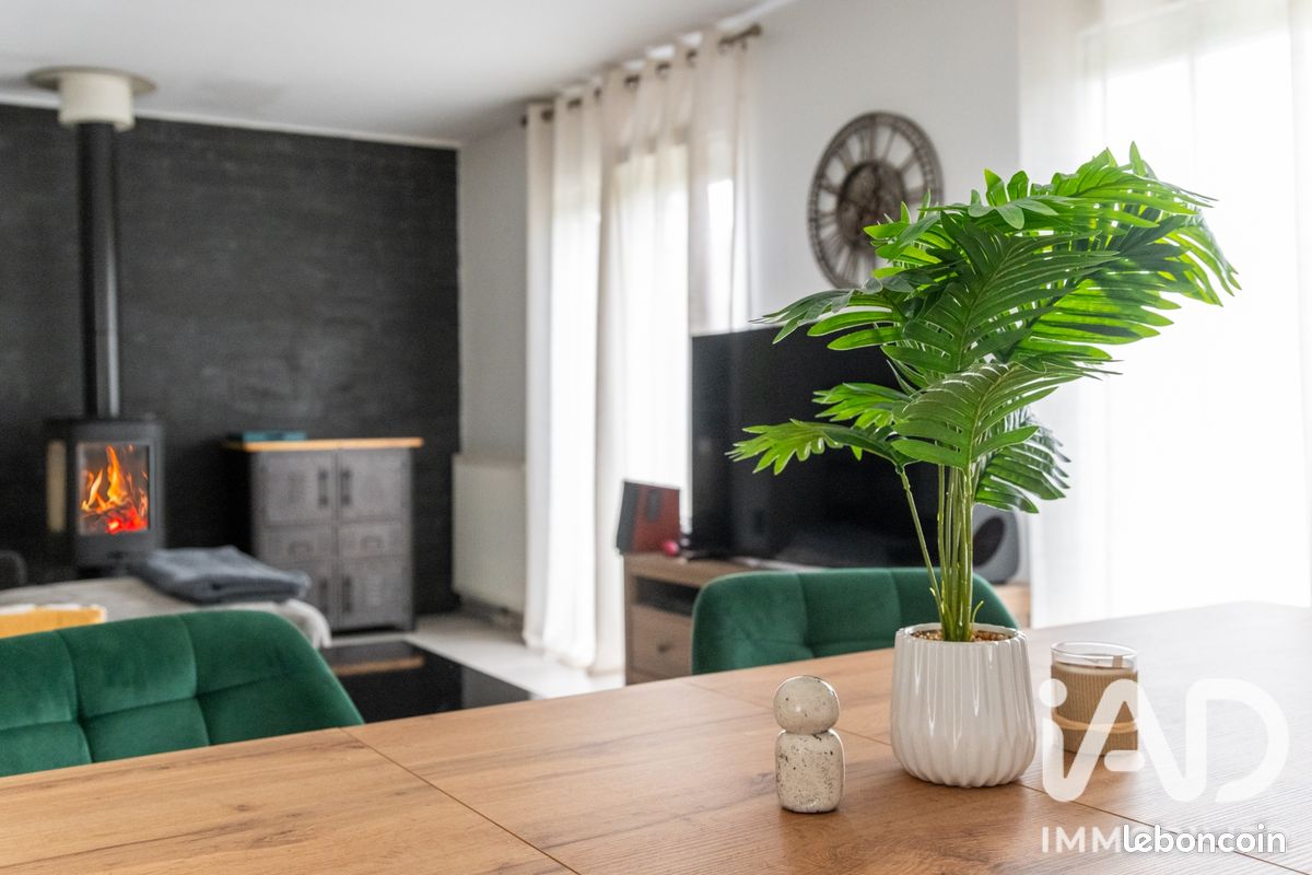 Maison 6 pièces 176 m² · à Mirebeau-sur-Bèze · 176 m² · 280 000 €