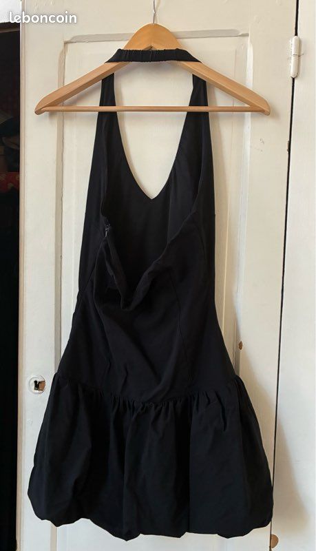Robe boule noire Bershka (image 2)