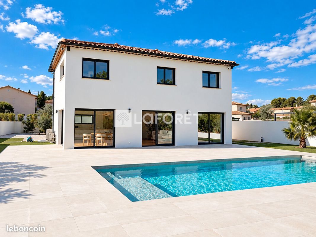 Maison 4 pièces 150 m² · à La Crau · 150 m² · 999 000 €