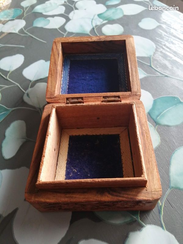 Petite Boîte à Bijoux En Bois Sculpté - Occasion - Rangement élégant Pour Bijoux Et Petits Trésors