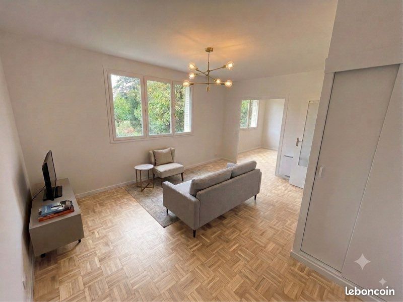 Appartement 2 pièces 30 m² · à Caluire-Et-Cuire · 30 m² · 780 €