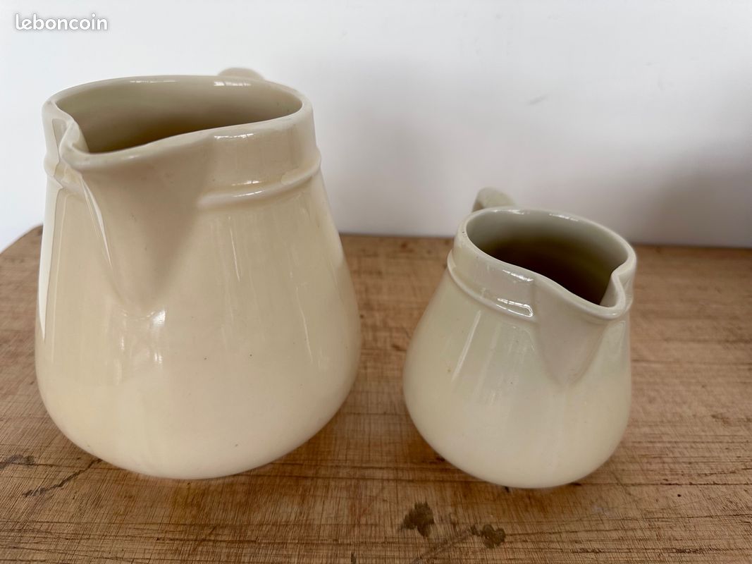 Gonioa Saucière en porcelaine de 500 ml avec bec verseur anti-goutte pour sauce, sauces