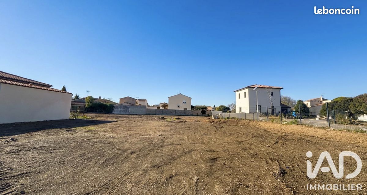 Terrain 300 m² Lunel (image 1)