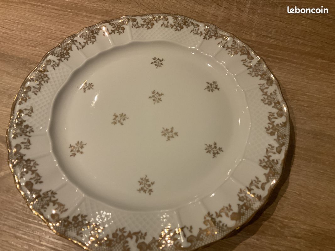 Lot de 6 Assiettes plates porcelaine Limoges des années 50 (image 1)