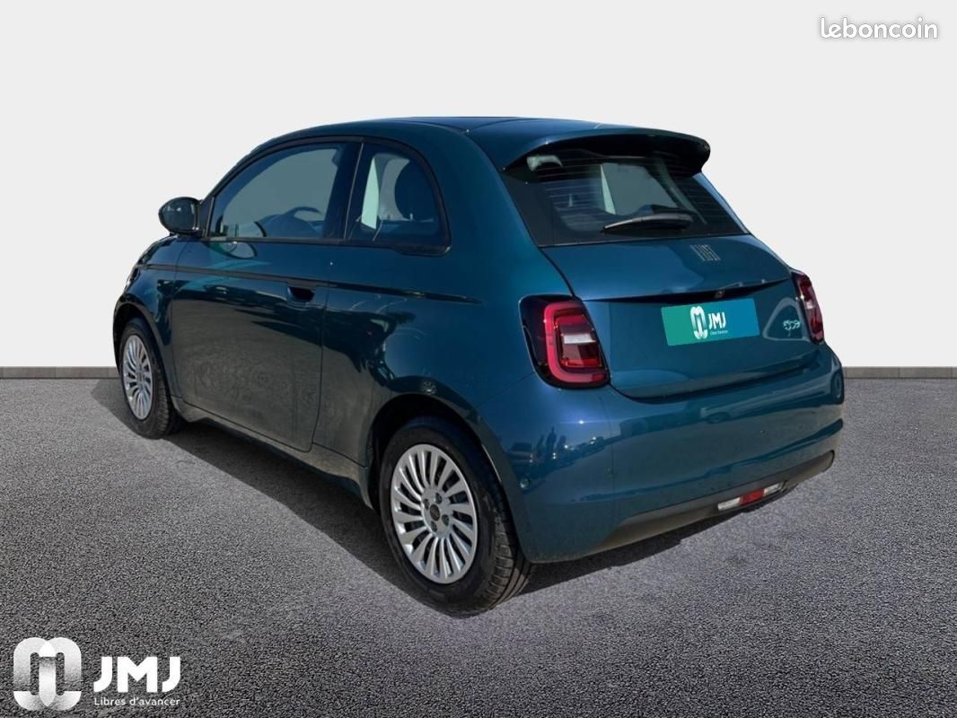 Fiat 500 500e Berline e 95 ch Pack Tech (image 2)