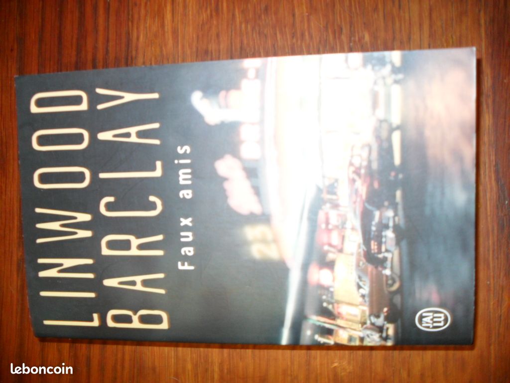 Livre roman (image 1)